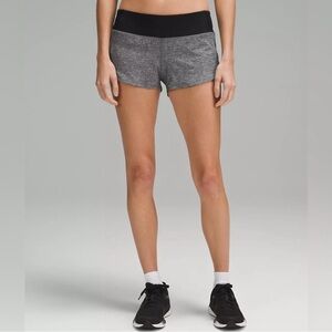 Lululemon Speed Up 2.5 inch